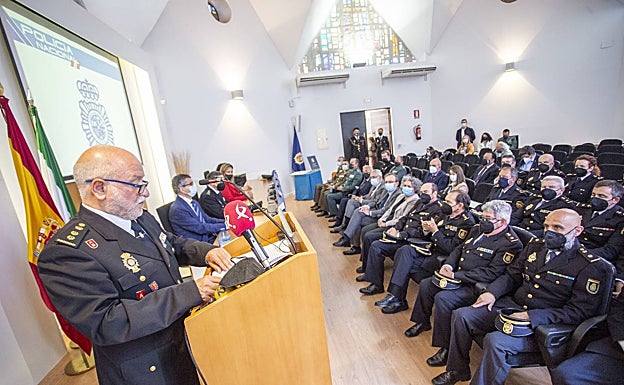 Toma de posesión del nuevo comisario de Cáceres, Carlos Soria. 