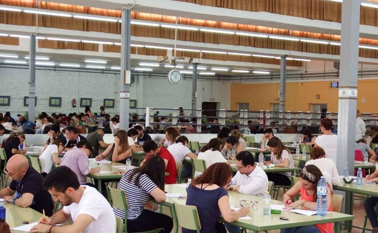 CC OO interpone un recurso contra la convocatoria de oposiciones a maestros en Extremadura