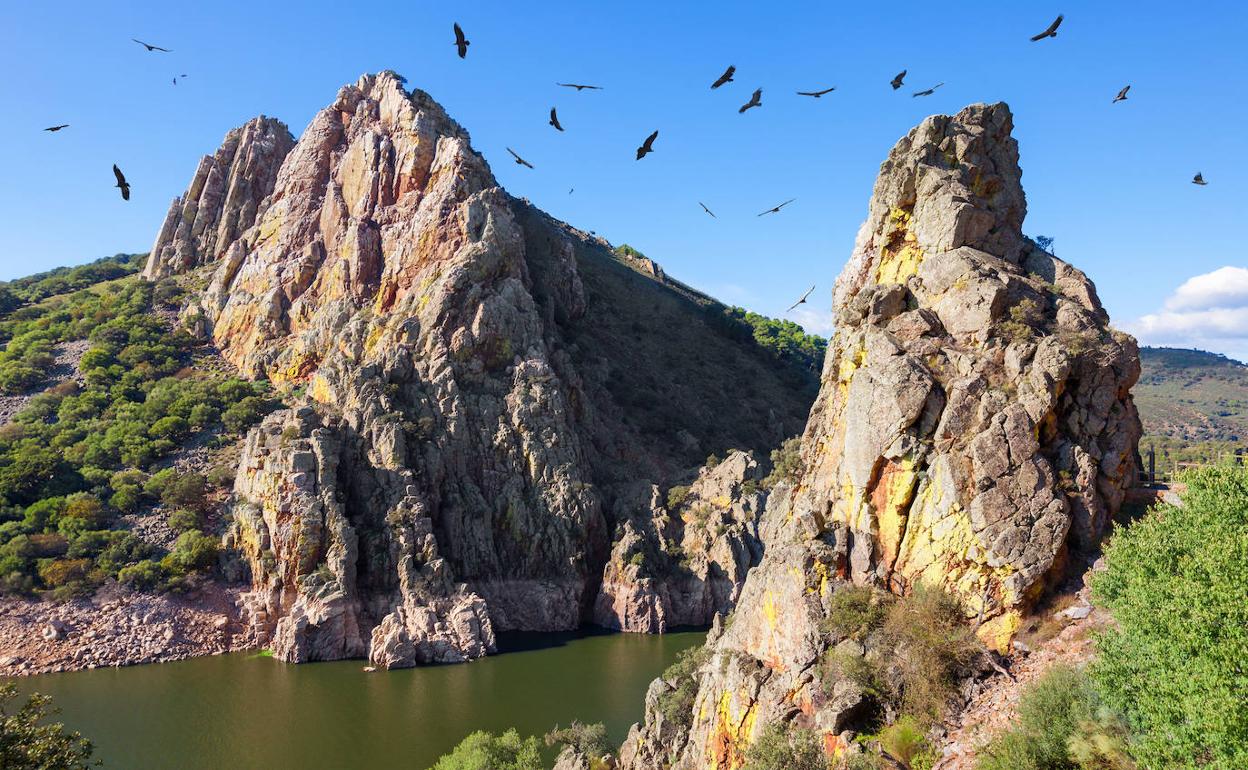 El Parque Nacional de Monfragüe recupera la afluencia de visitantes durante la Semana Santa
