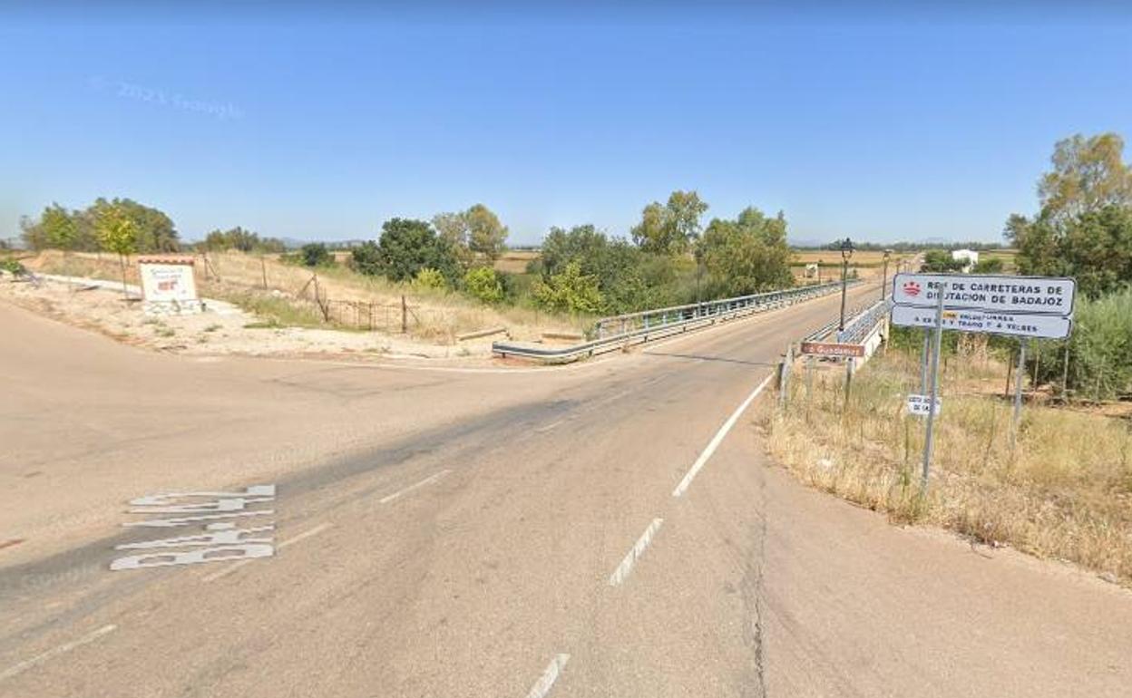 Imagen de la carretera Ba-142, entre Valdetorres -Yelbes.