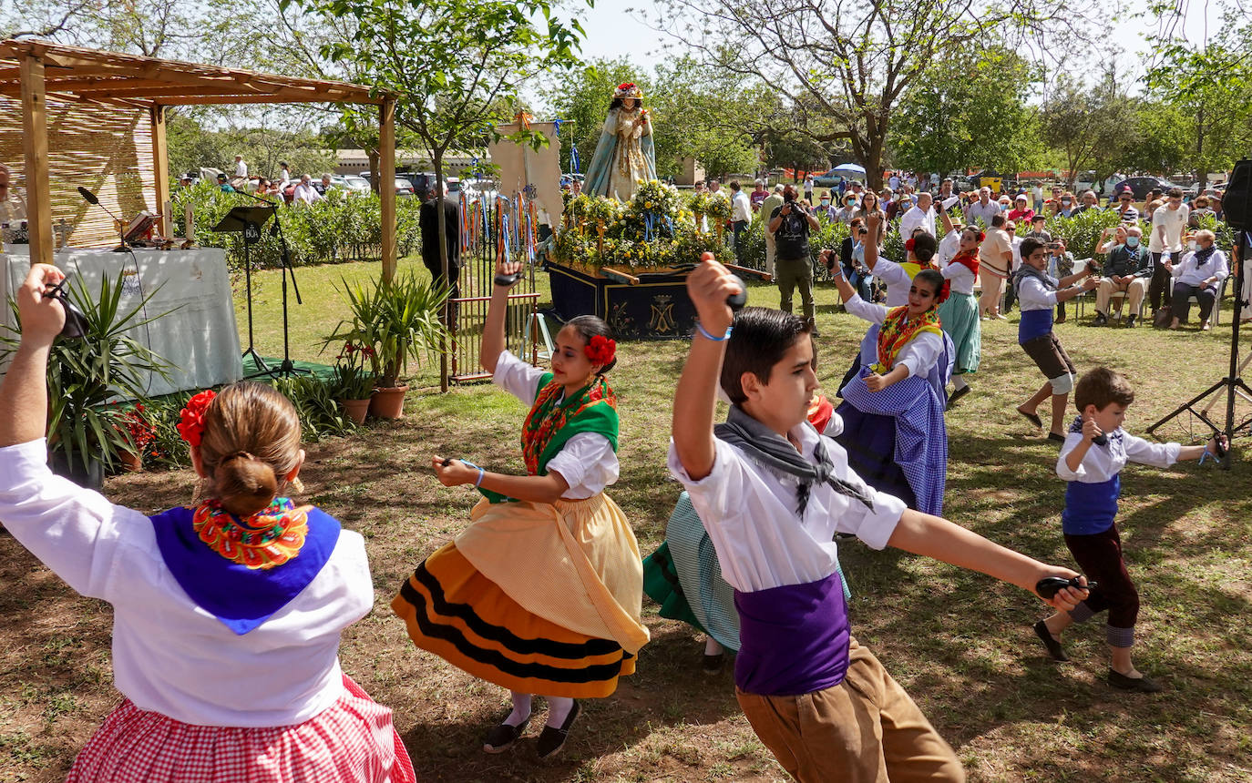 Fotos: Badajoz vuelve a celebrar su romería en honor a la Virgen de Bótoa