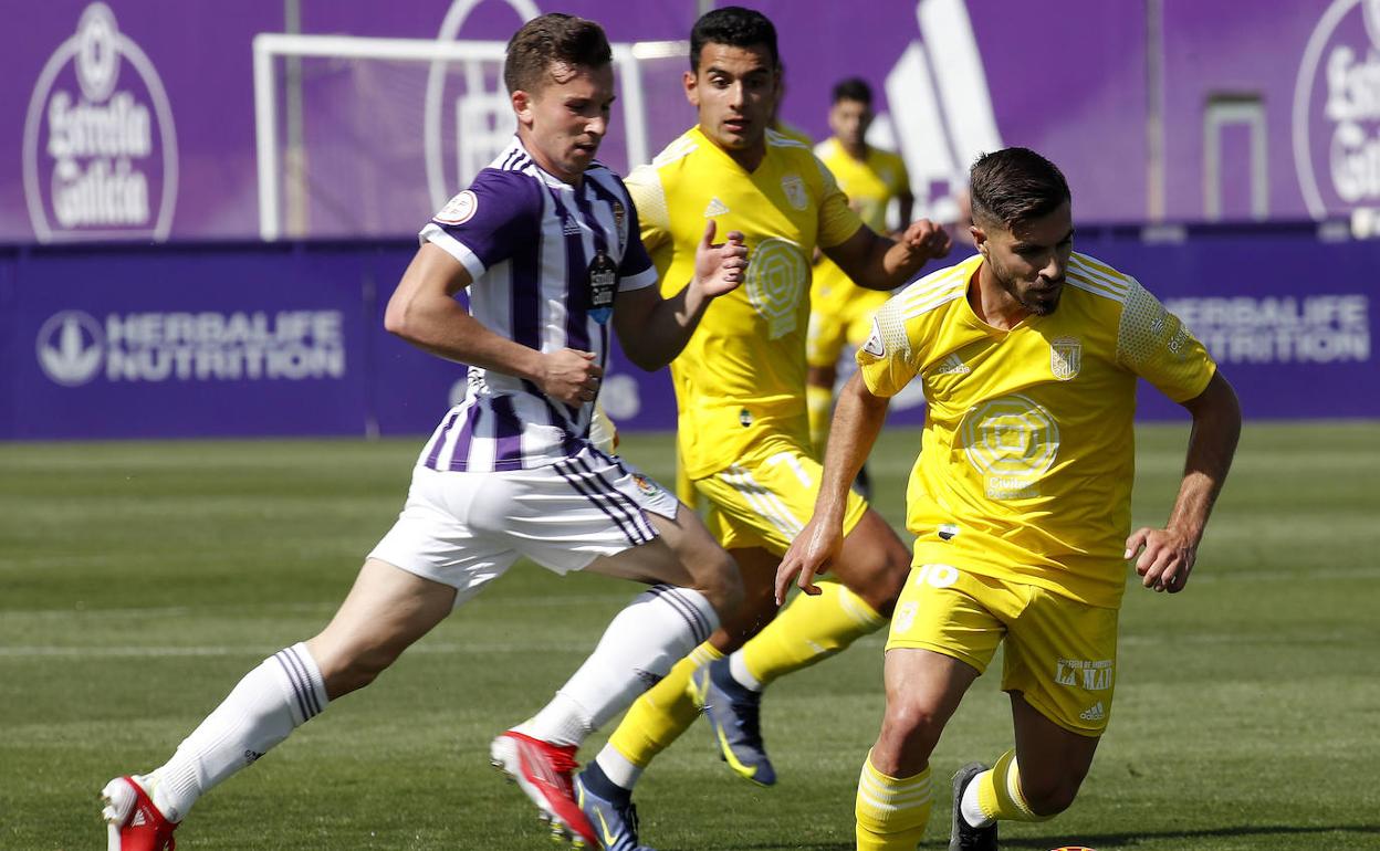 Dani Aquino puede volver a la titularidad ante el Celta B. 