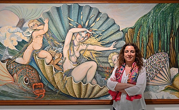 Maite Rodríguez junto a la 'Venus' del pacense Antonio Juez