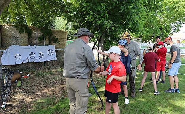 Imagen principal - El programa educativo PROADES consigue llegar a 1.883 alumnos en este curso escolar