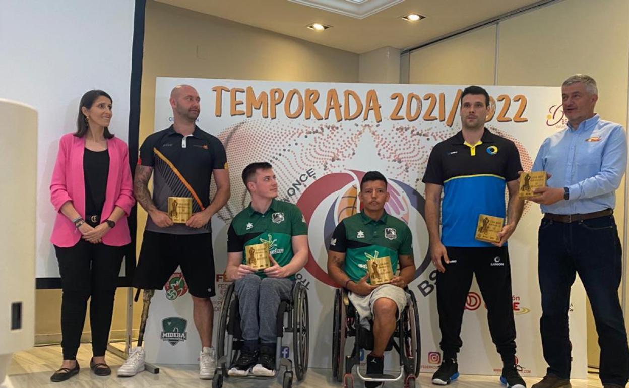 Pratt y Hernández, del Mideba, fueron galardonados este viernes. 