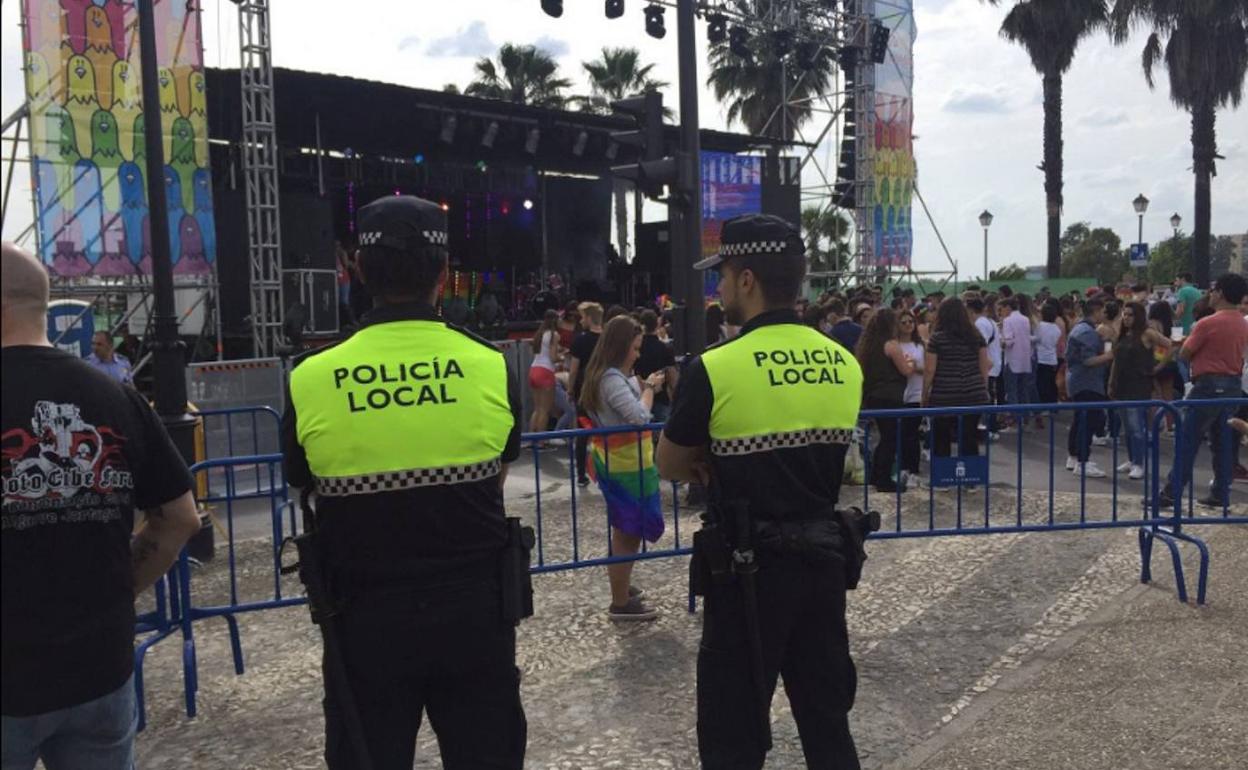 Los Palomos se celebrarán porque habrá policías en Badajoz, adelanta Cabezas