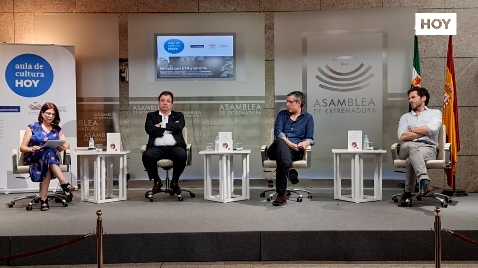 Eduardo Madina y Borja Sémper presentan su libro 'Todos los futuros perdidos' en la Asamblea de Extremadura