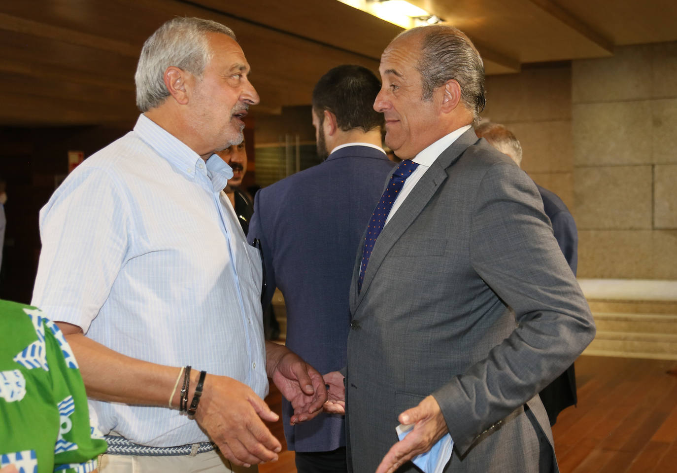 Fotos: La presentación del libro de Madina y Sémper &#039;Todos los futuros perdidos&#039; rinde homenaje a las víctimas extremeñas de ETA