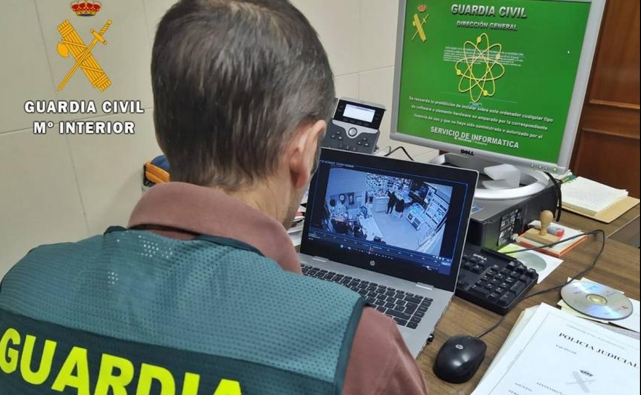 Sucesos: Un grupo de ciberdelincuentes estafa más de 83.000 euros a una empresa de granitos de La Serena