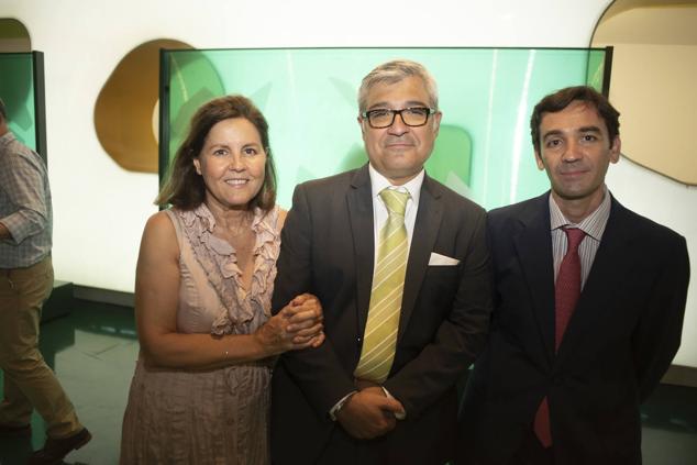 Manuela Martín, Luis Expósito y Juan Soriano. 