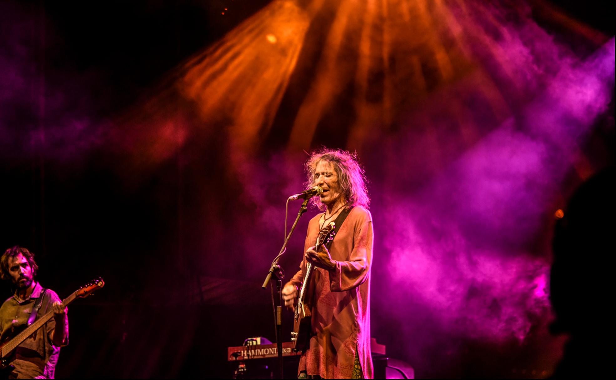 Robe, primer artista en colgar el cartel de 'sold out' en el Alcazaba Festival.