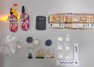 Imagen secundaria 1 - Detenido un danés en Moraleja por tenencia de cocaína, ketamina, cristal y marihuana