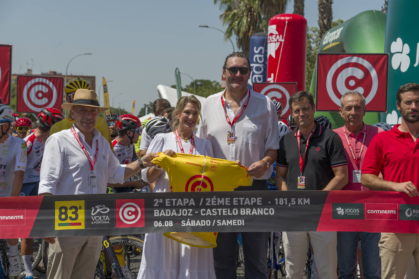 Fotos: La Vuelta a Portugal pasa por Badajoz
