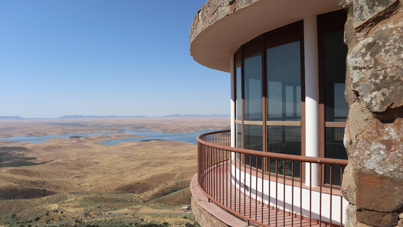 Restaurante panorámico cerrado hace años