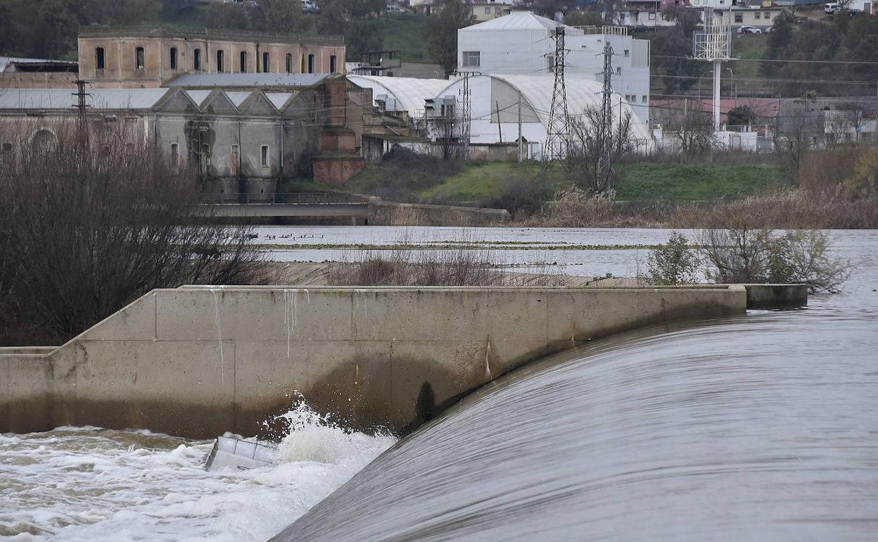 El azud de La Pesquera, en el término municipal de Badajoz. 