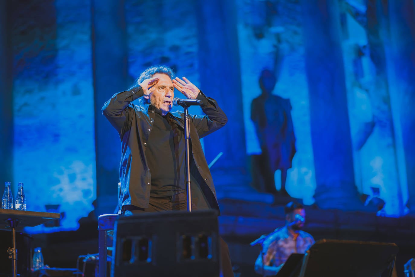 Fotos: El mítico rockero Miguel Ríos hace vibrar el estreno del Stone &amp; Music