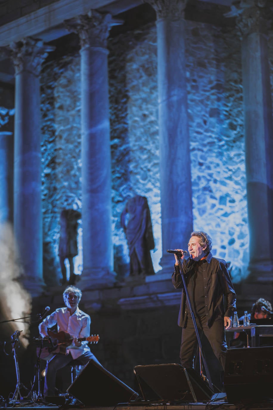 Fotos: El mítico rockero Miguel Ríos hace vibrar el estreno del Stone &amp; Music