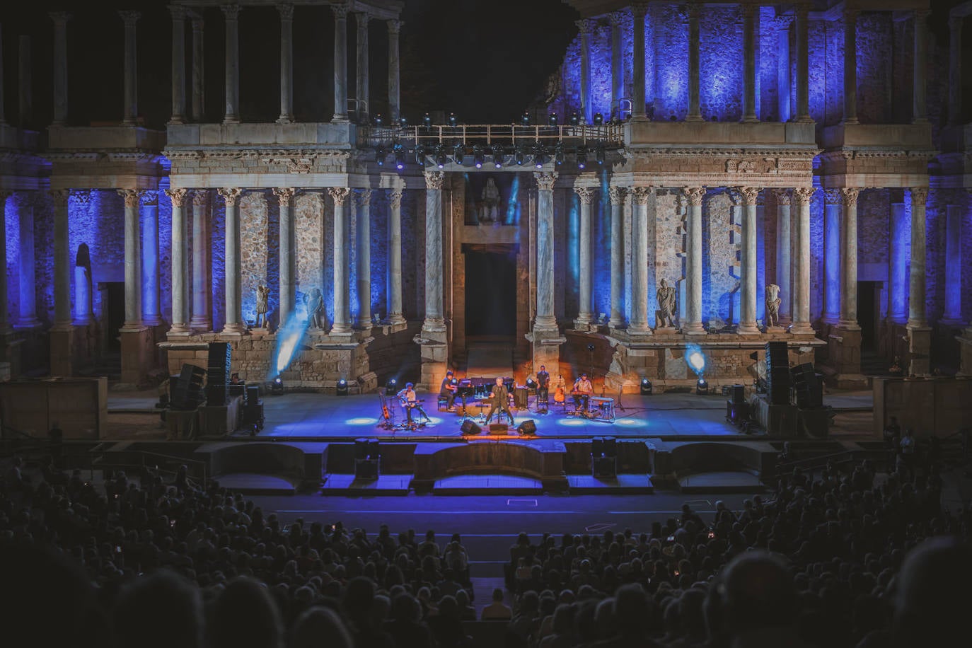 Fotos: El mítico rockero Miguel Ríos hace vibrar el estreno del Stone &amp; Music