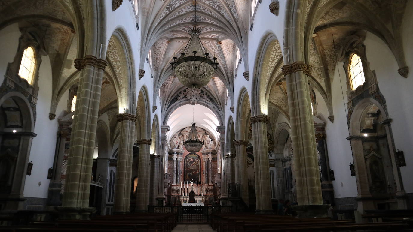 La catedral es de estilo manuelino. 