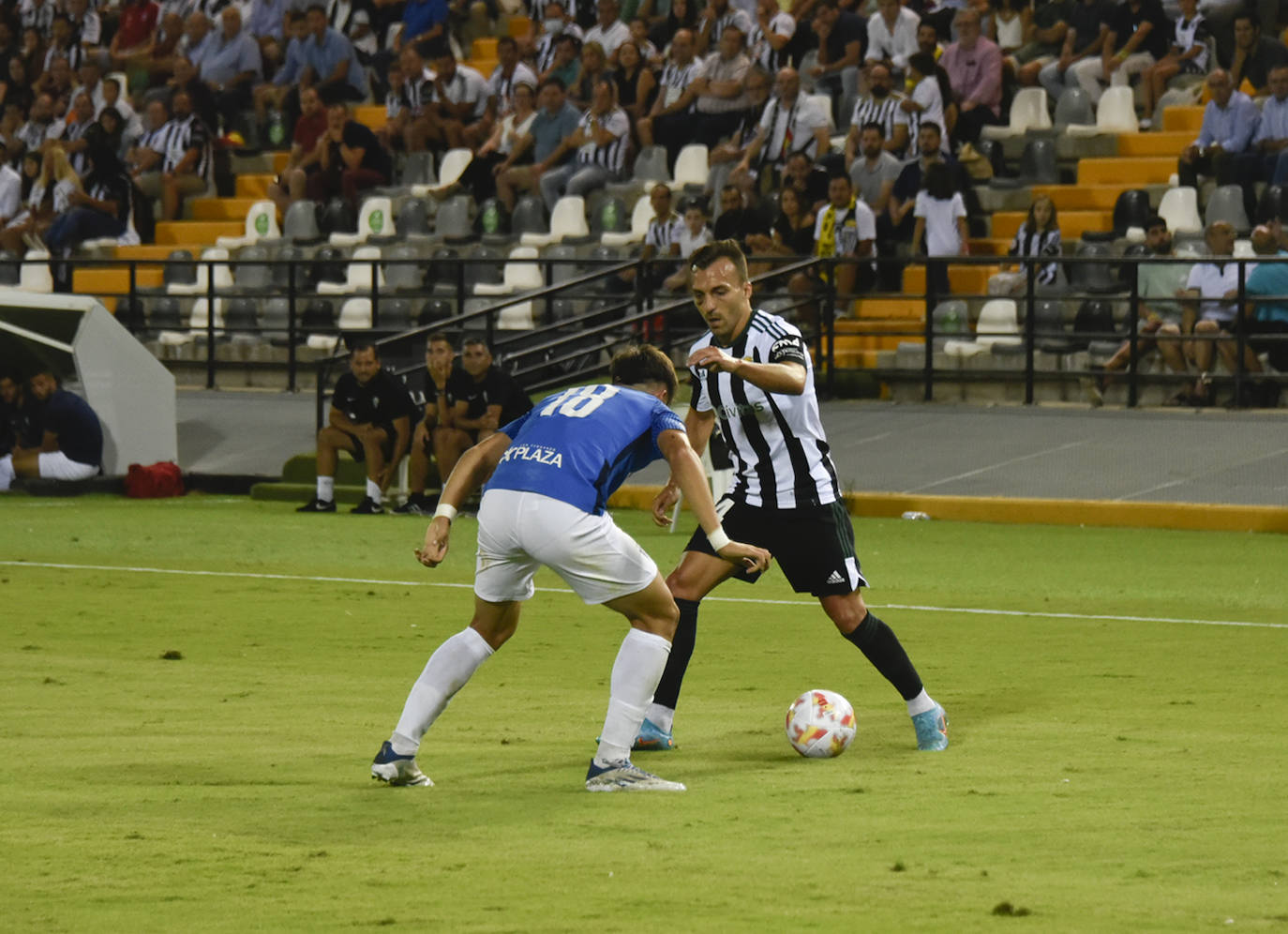 Fotos: Las mejores imágenes del CD Badajoz-San Fernando