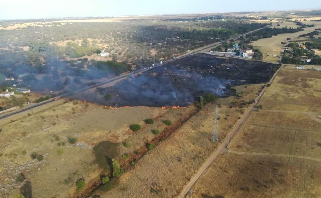 El Plan Infoex trabaja en 11 incendios forestales esta semana en Extremadura, con 22 hectáreas afectadas