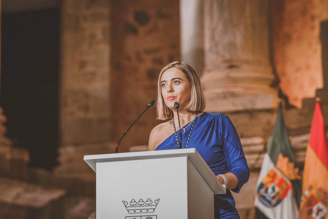 Fotos: Acto de entrega de las Medallas de Extremadura en el Teatro Romano