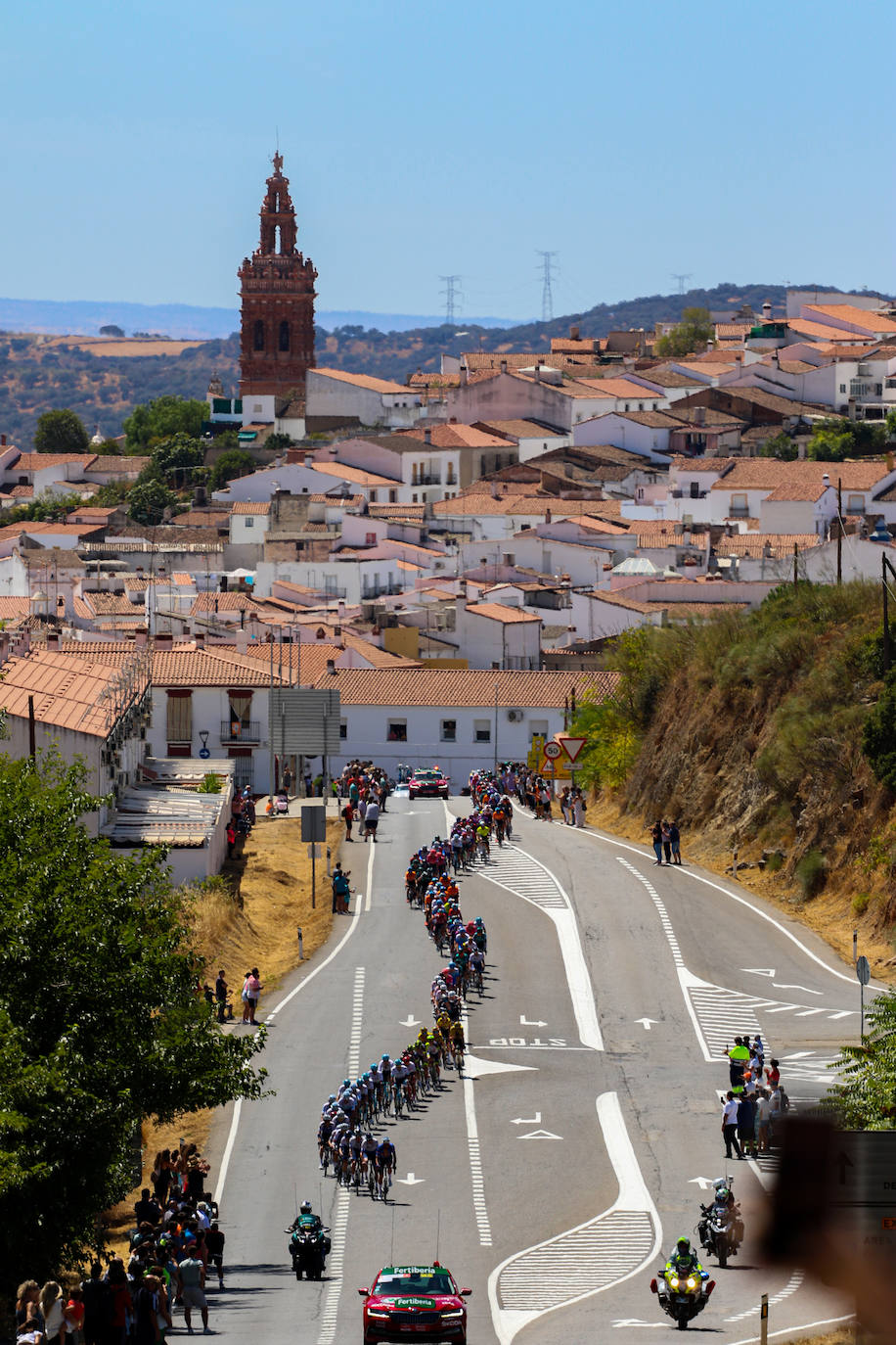 La carrera a su paso por Jerez de los Caballeros.