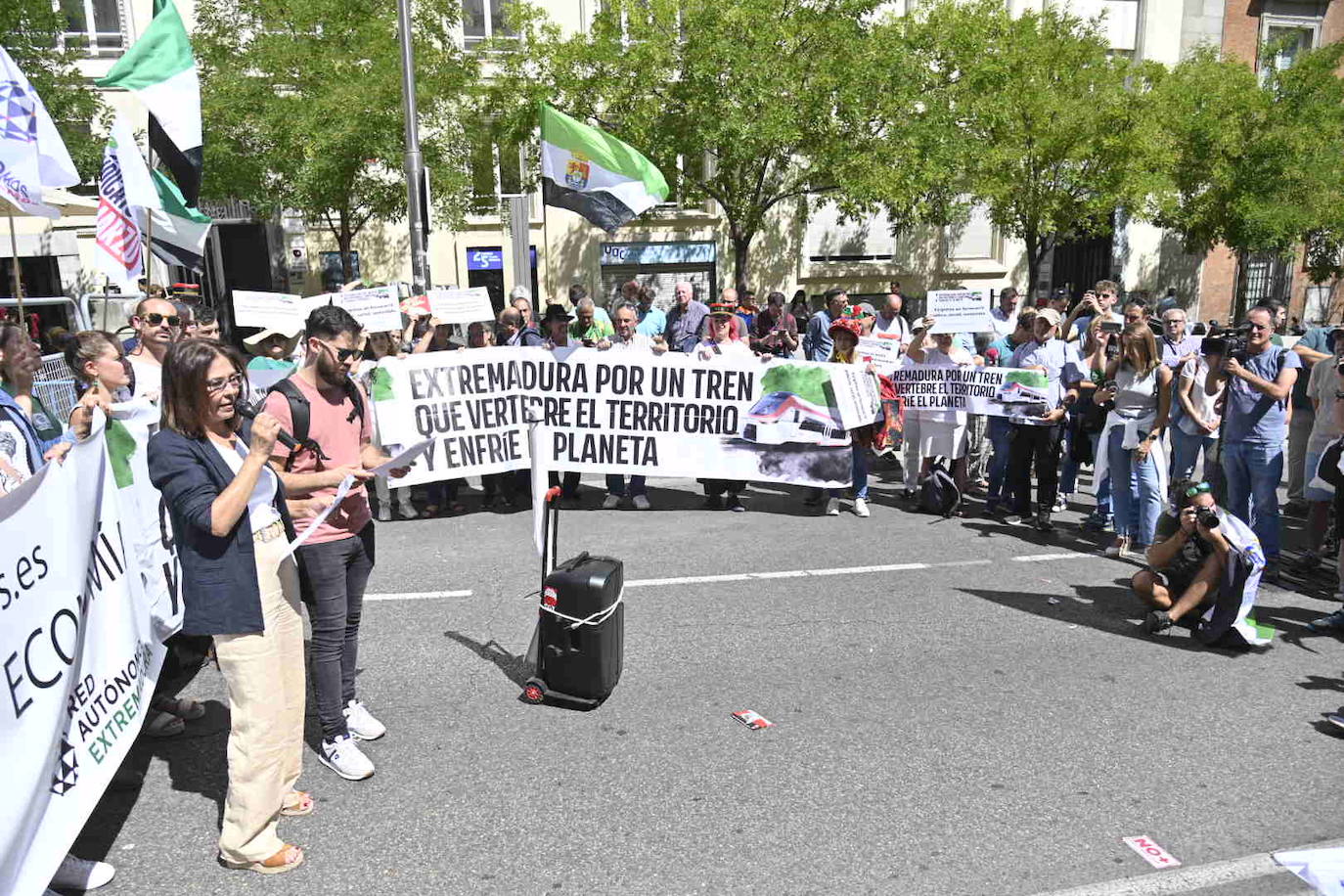 Fotos: La manifestación en Madrid por un tren digno para Extremadura