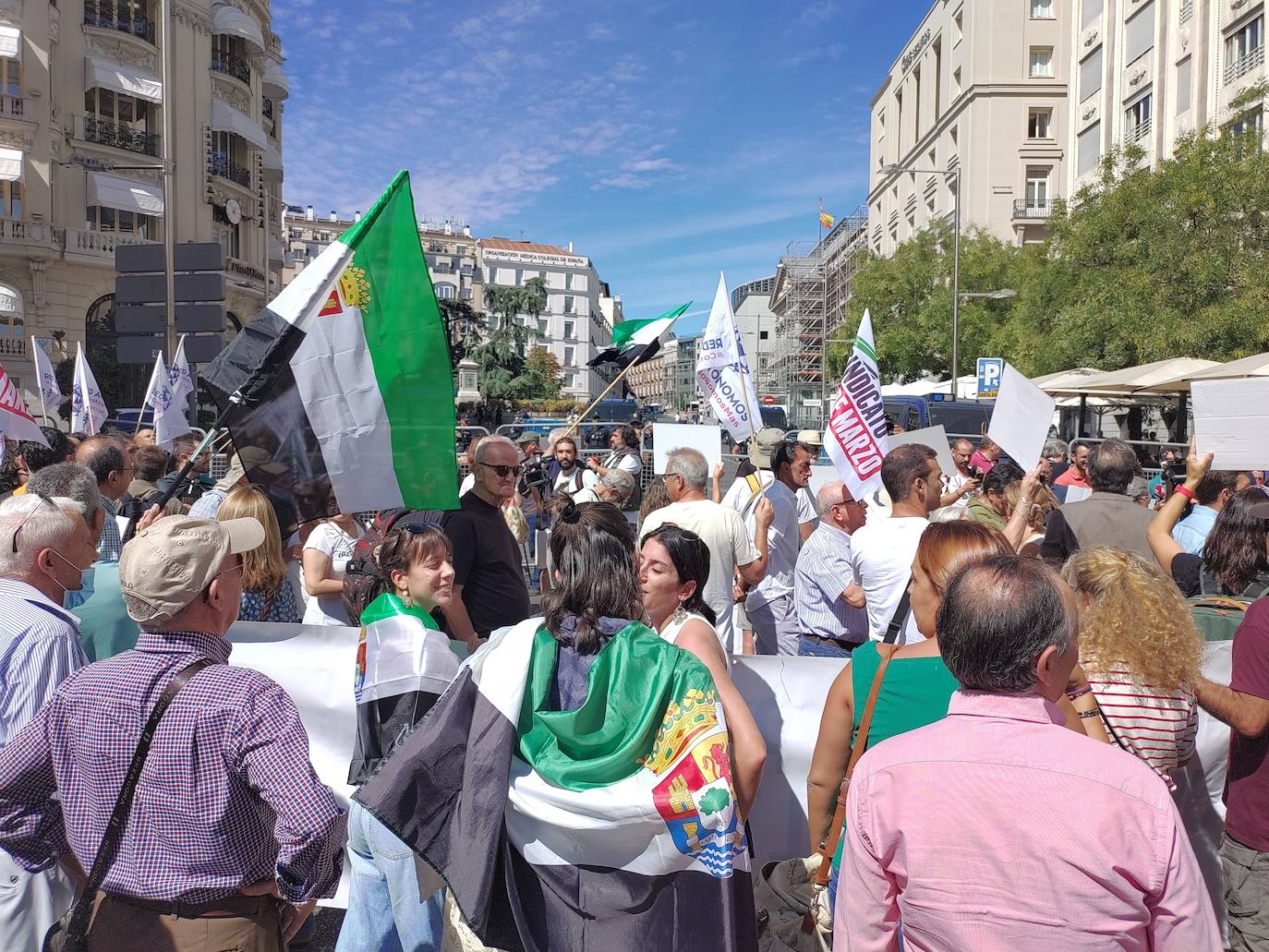 Fotos: La manifestación en Madrid por un tren digno para Extremadura