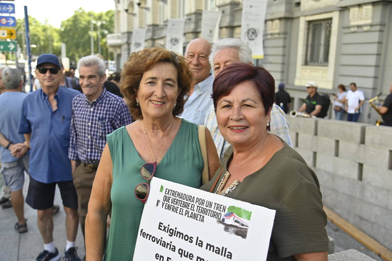 Fotos: La manifestación en Madrid por un tren digno para Extremadura