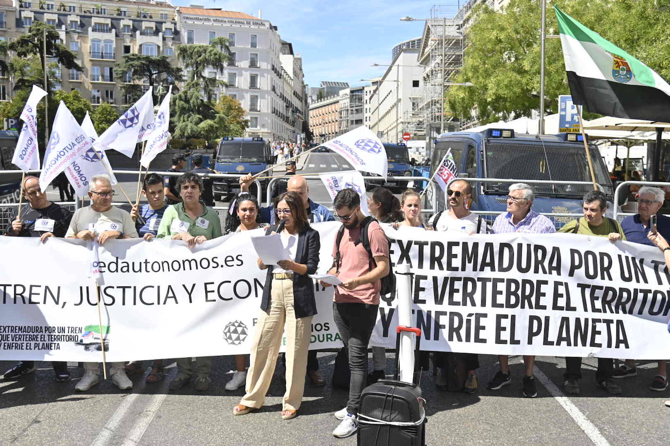 Fotos: La manifestación en Madrid por un tren digno para Extremadura