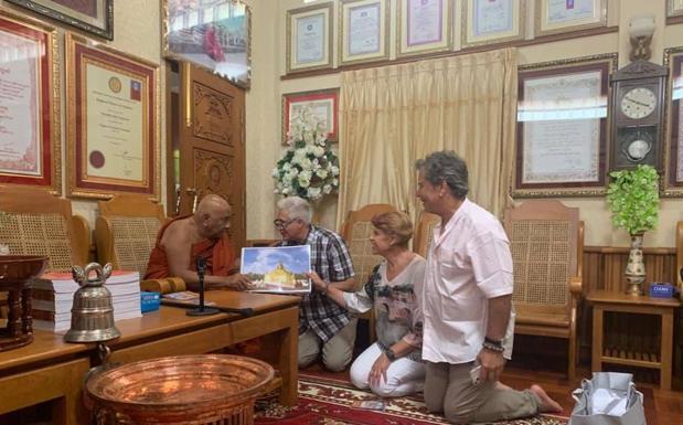 Salaya defiende que la junta militar birmana «no está detrás» del proyecto budista de Cáceres