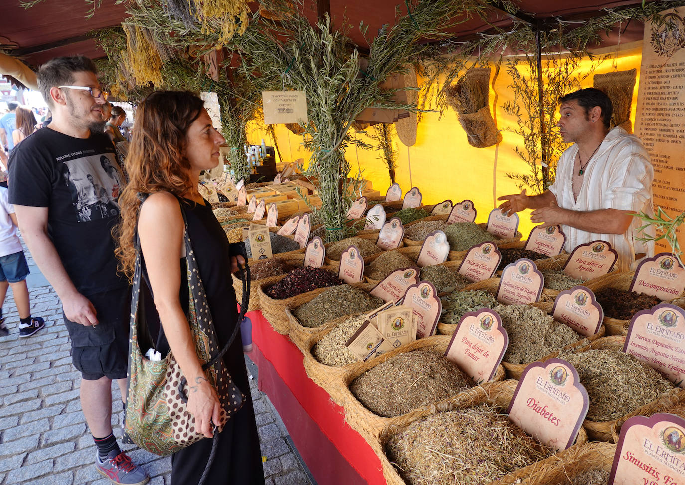 Un puesto de remedios naturales.