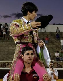 Imagen secundaria 2 - Sergio Sánchez, Manuel León y Sergio Domínguez, en el certamen.
