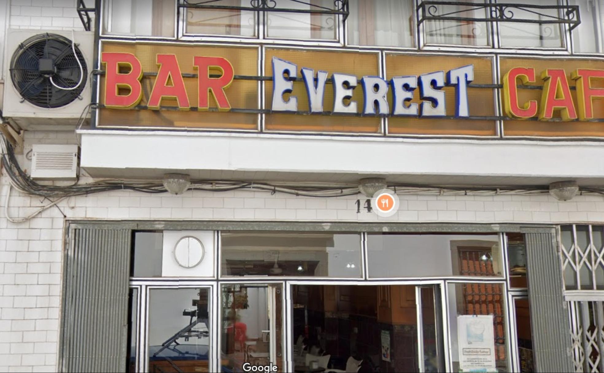 Bar Everest