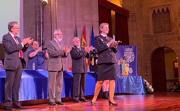 En el Complejo San Francisco de Cáceres también se celebró el día de la Policía.