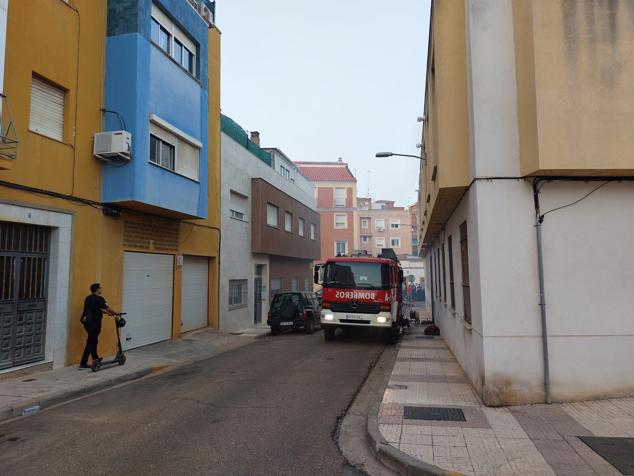 Fotos: Imágenes del incendio en el edificio okupado de San Roque en Badajoz