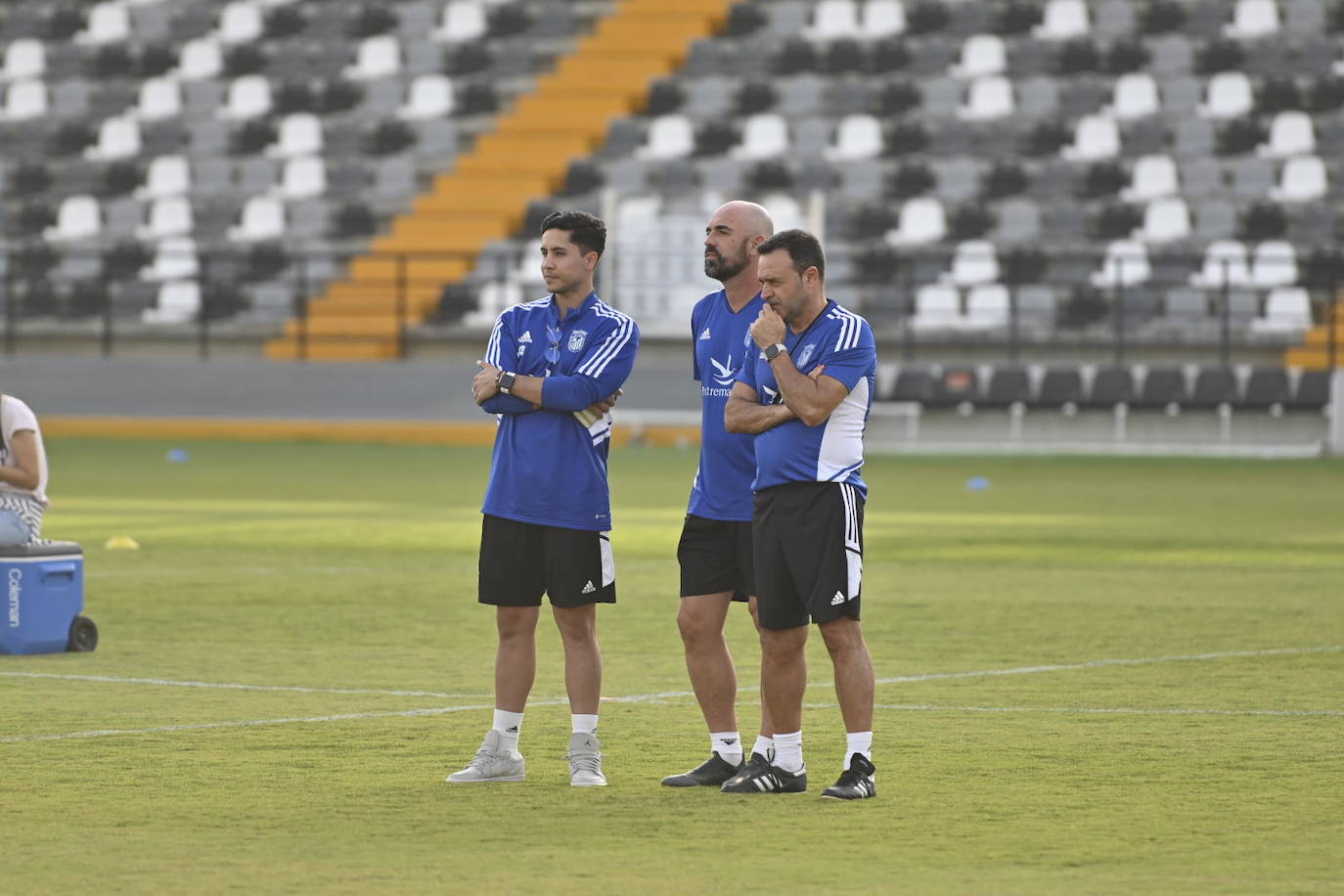 Fotos: Imágenes del entrenamiento del Badajoz