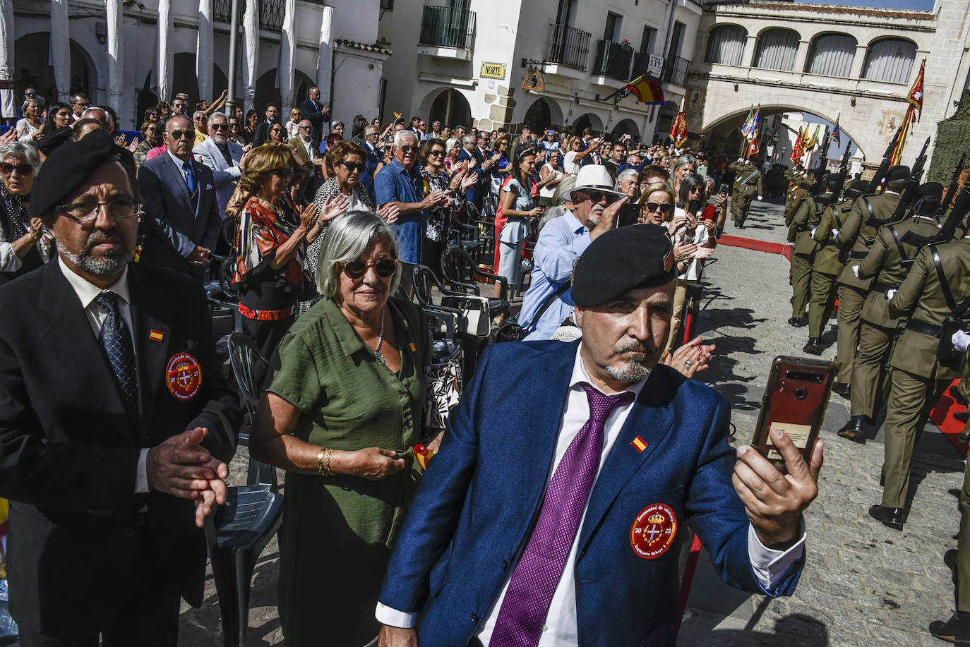 Fotos: La jura de bandera civil en Badajoz, en imágenes