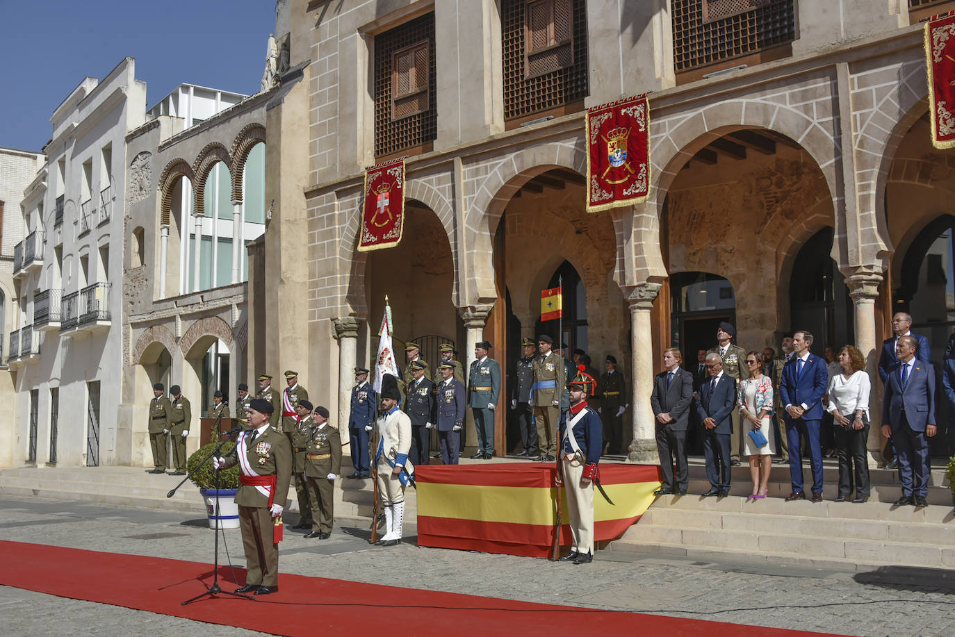 Fotos: La jura de bandera civil en Badajoz, en imágenes