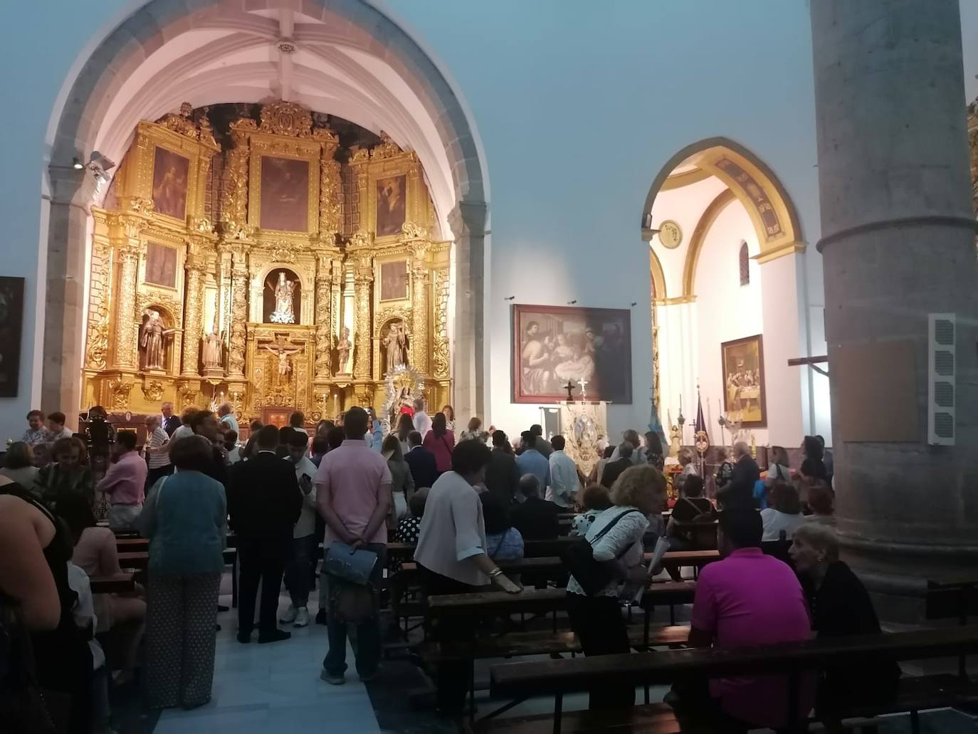 Fotos: Los santeños reciben con emoción a la Virgen de la Estrella