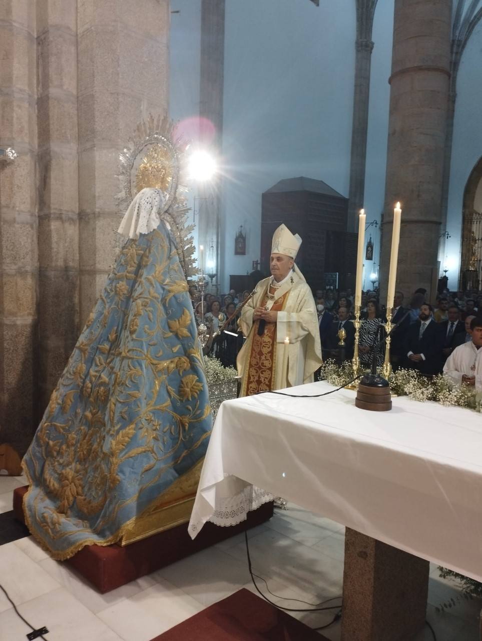 Fotos: Los santeños reciben con emoción a la Virgen de la Estrella