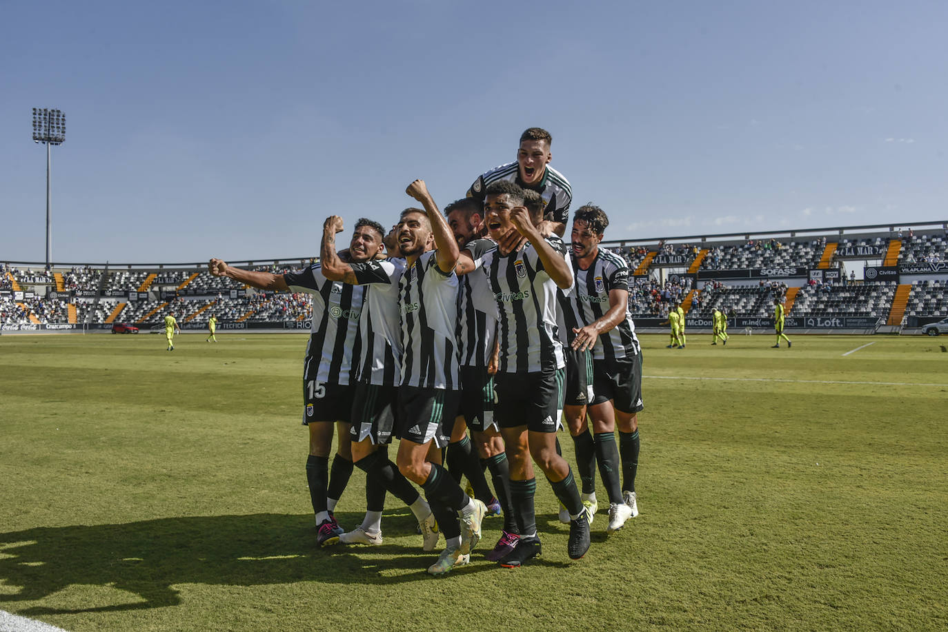 Fotos: El partido Badajoz-Ceuta, en imágenes