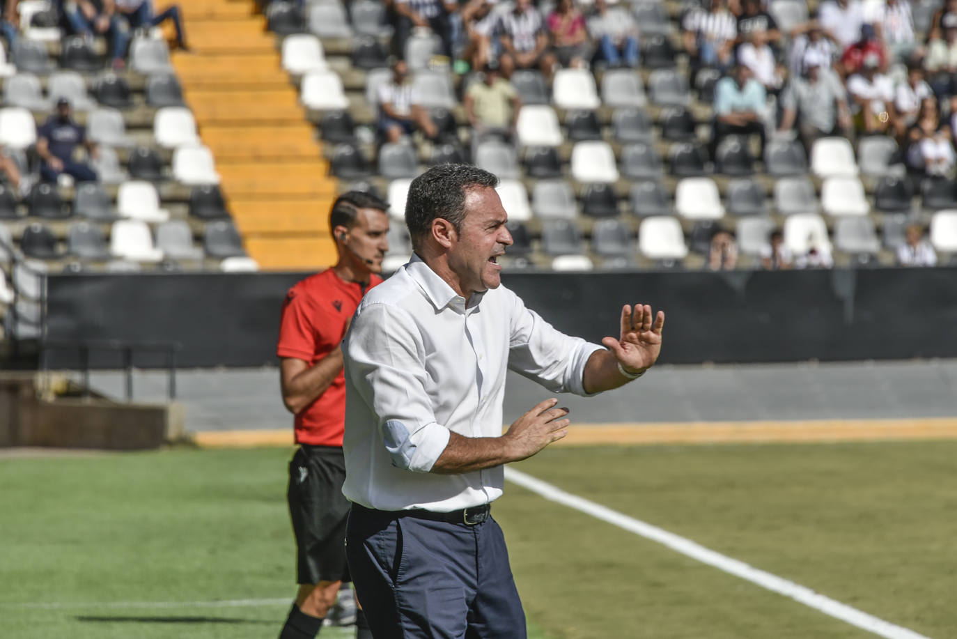 Fotos: El partido Badajoz-Ceuta, en imágenes