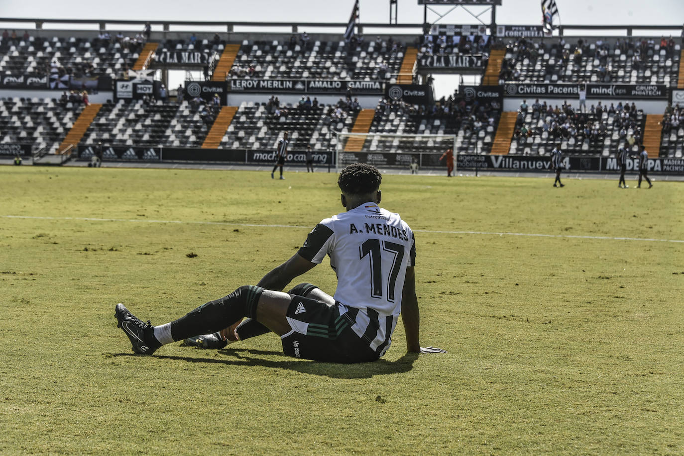 Fotos: El partido Badajoz-Ceuta, en imágenes