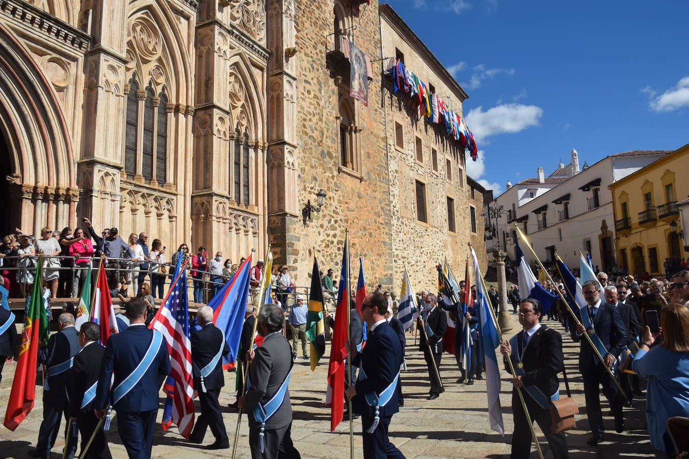 Fotos: Celebración del Día de la Hispanidad en Guadalupe