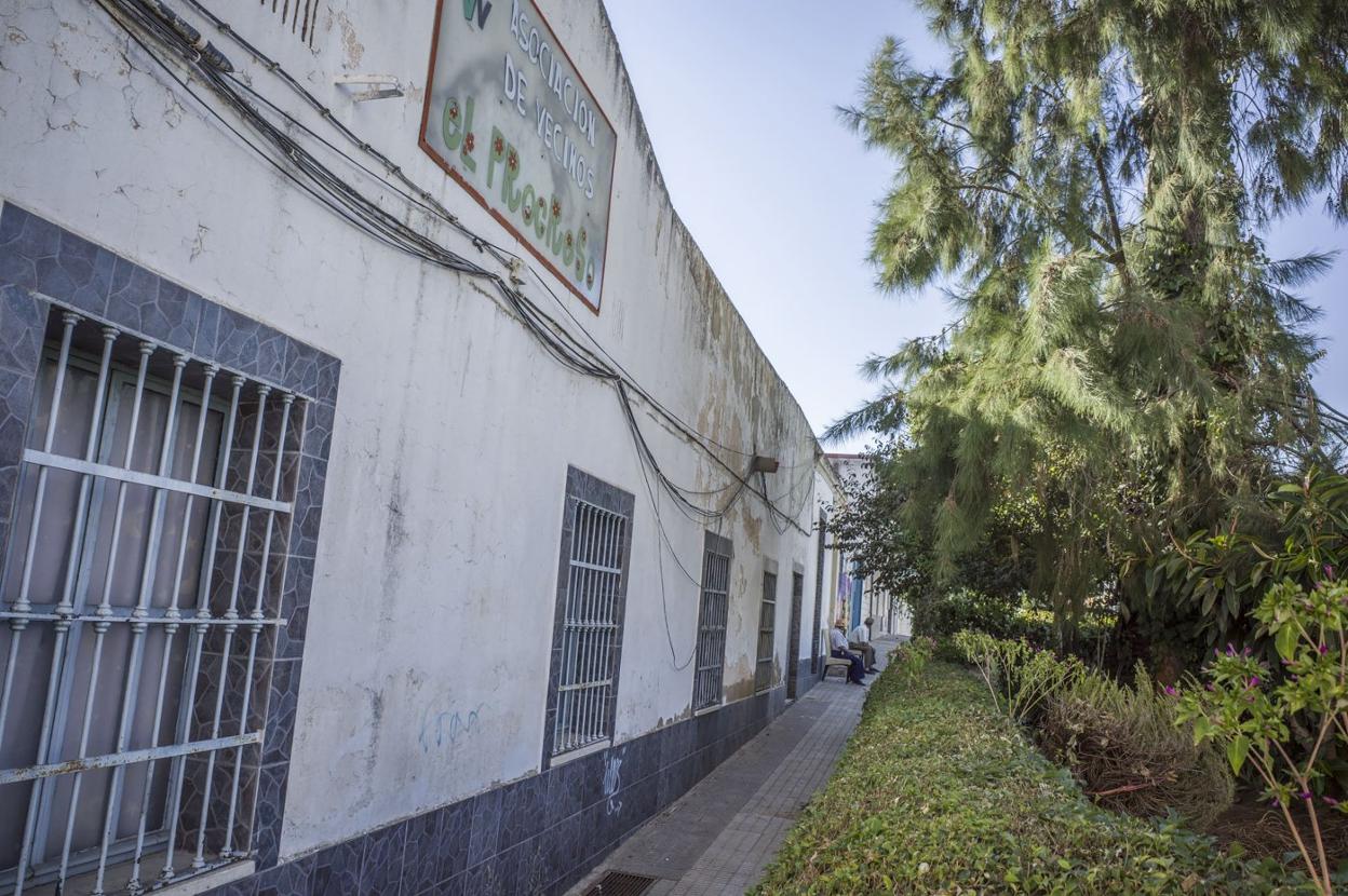 Antiguo cuartel de la Guardia Civil y sede del Progreso donde construirán un nuevo edificio. 