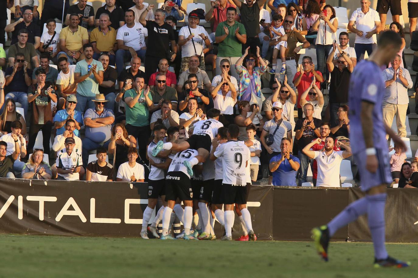 Fotos: Las mejores imágenes del Mérida-Real Madrid Castilla