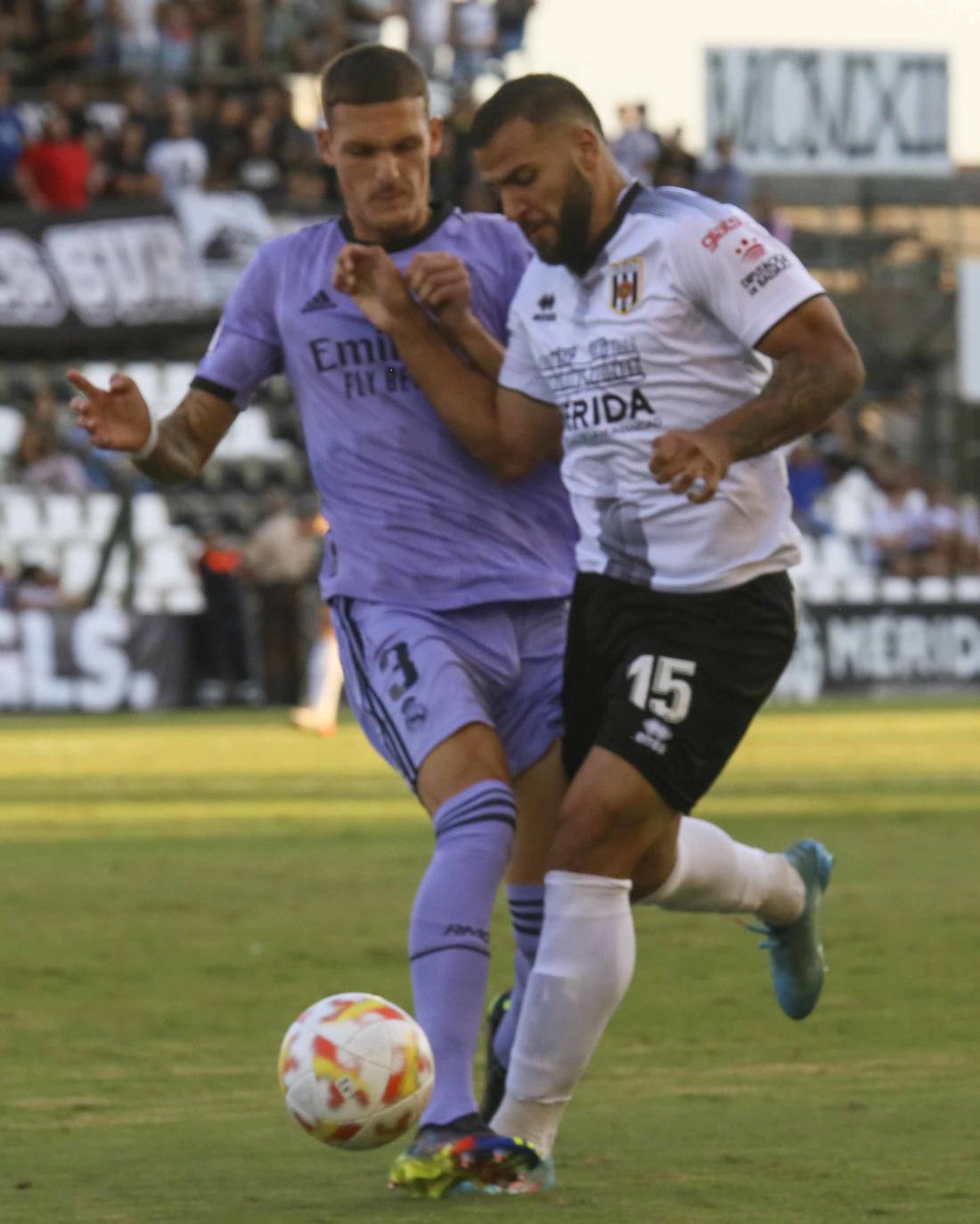 Fotos: Las mejores imágenes del Mérida-Real Madrid Castilla