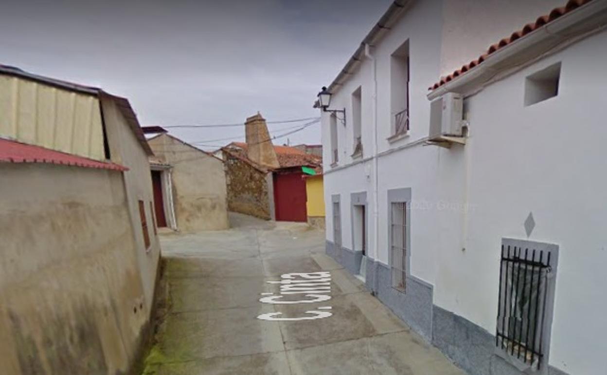 Herido grave un hombre de 61 años tras caerse de un tejado en Escurial